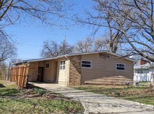 1605 N 9th St, Independence, KS 67301