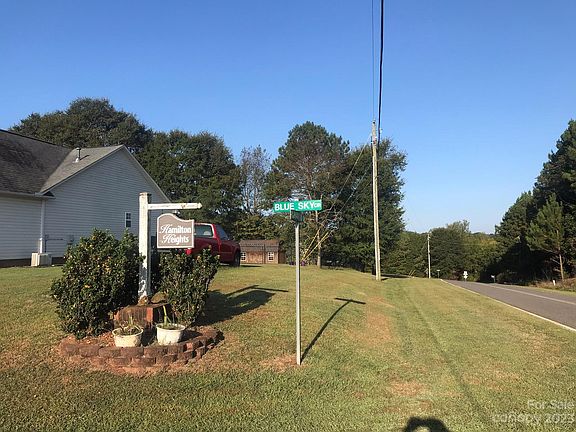 3rd image of 117 Blue Sky Cir #21