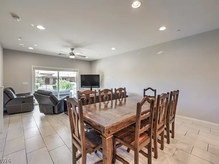 1028 Via Corto St — Photo 7