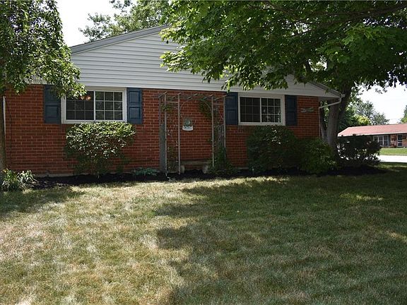 3rd image of 1 Faircourt Pl
