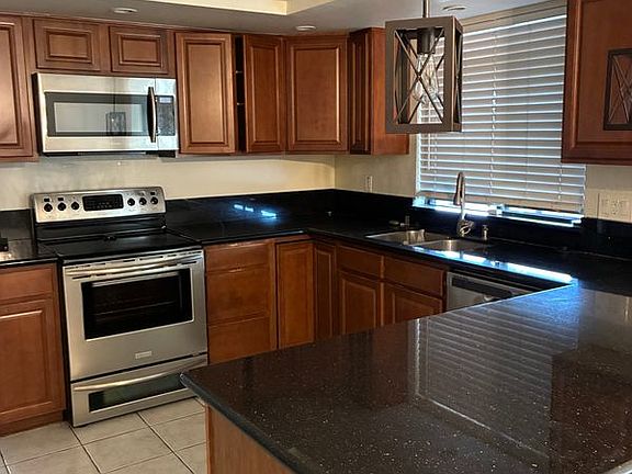 5th image of 9024 N 14th Dr