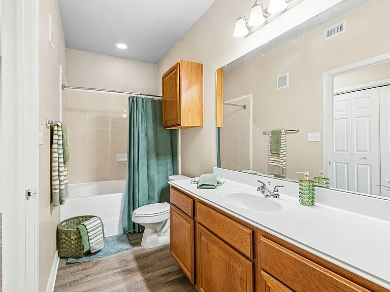 PARK AVENUE AT BOULDER CREEK — Photo 15