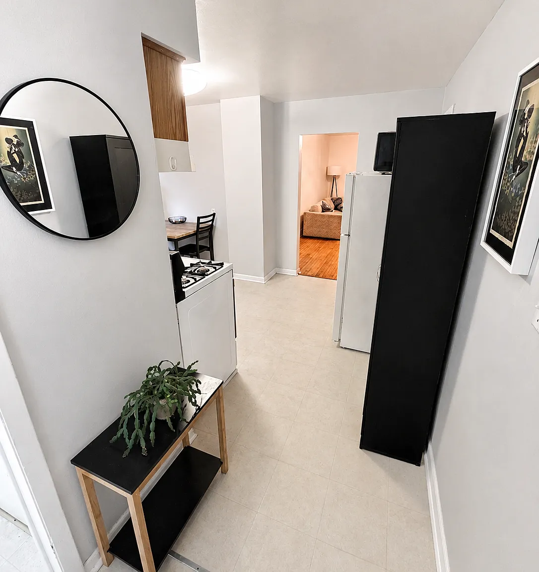 1 bed, 750 sqft, $995 — Photo 2