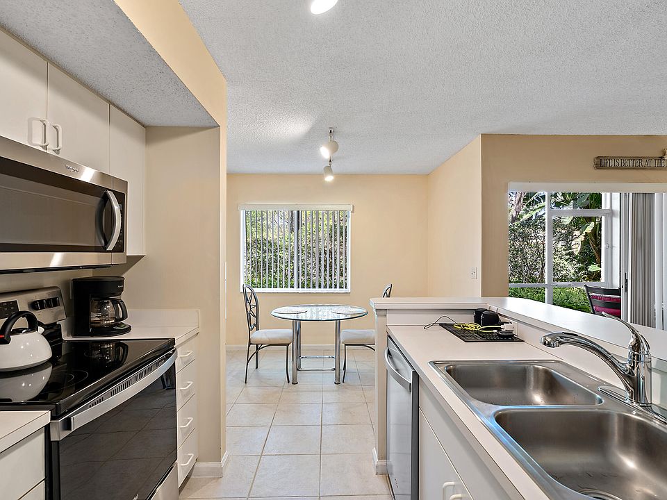 Lighthouse Cove At Tequesta Condominiums 236 Village Blvd Jupiter FL