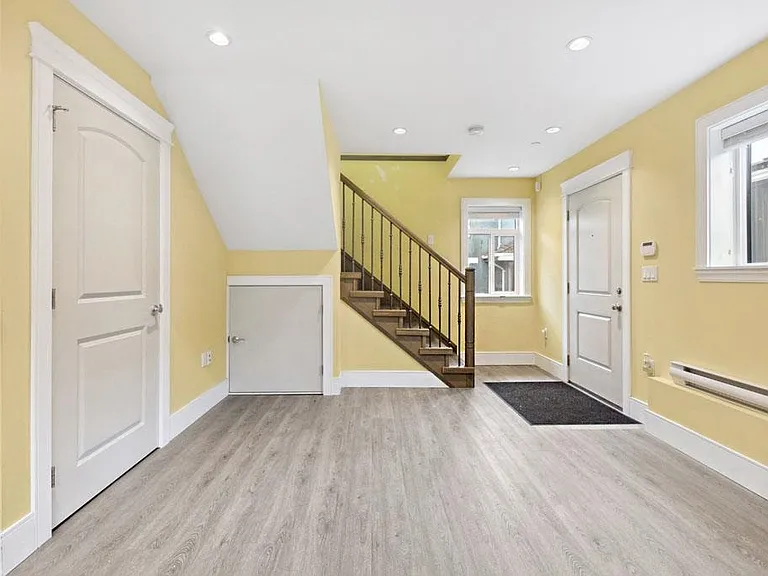 1477 E 61st Ave — Photo 6