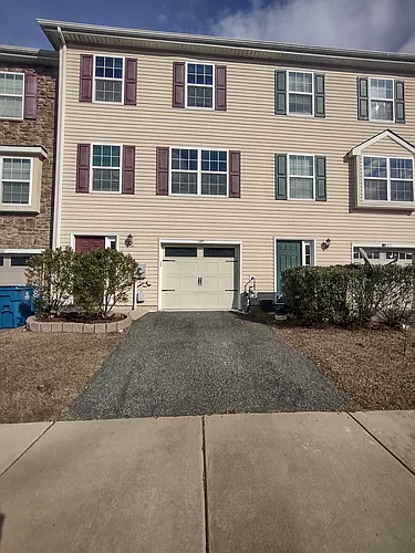 149 Ben Blvd Photo 1