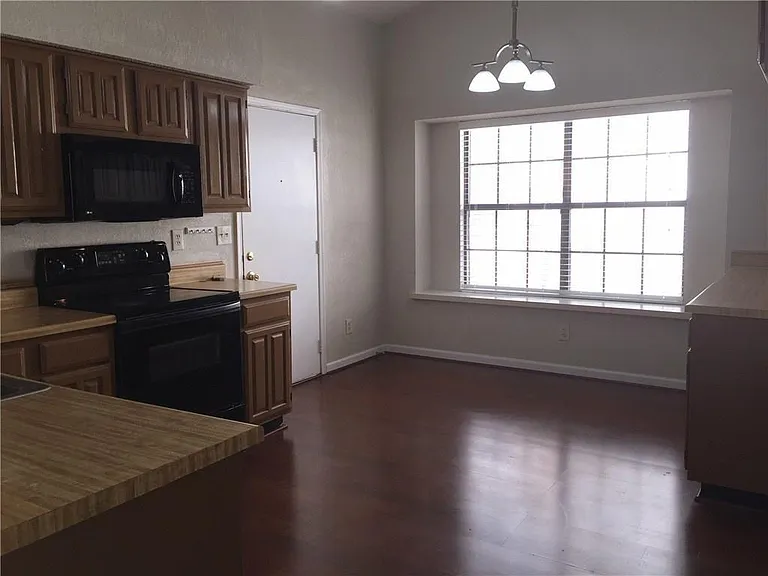 4513 Keys Dr — Photo 9