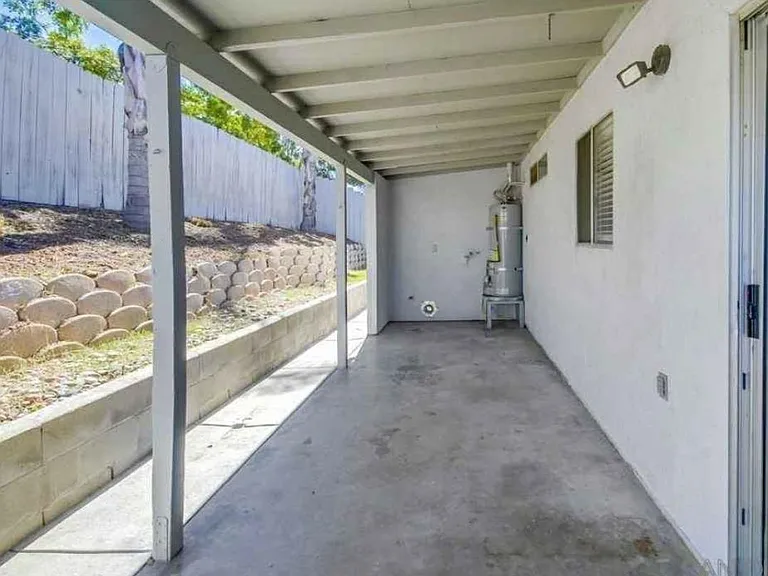 Fitzgerald Way — Photo 1