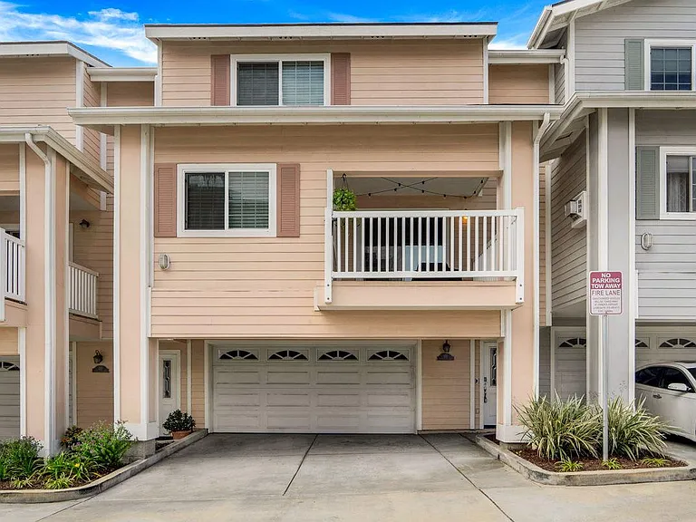 5084 Guava Ave #111 — Photo 1