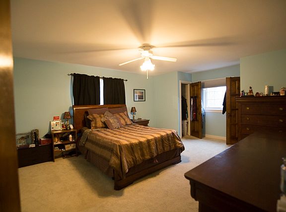 Master- new carpet not shown