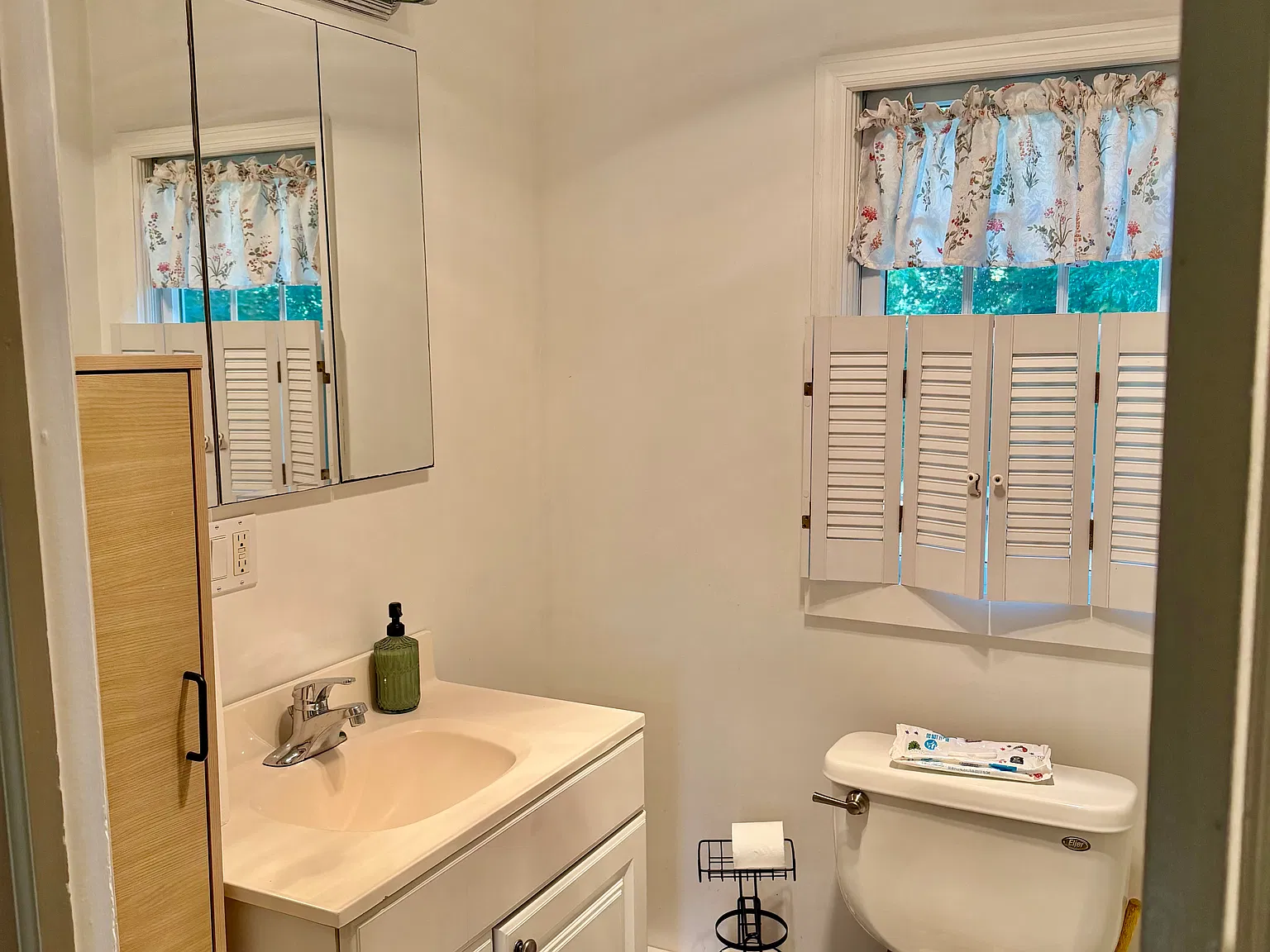 2 bed, $2,850 — Photo 4