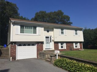 6 Eisenhower St, Coventry, RI 02816