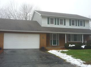 11846 Oakland Dr, Schoolcraft, MI 49087