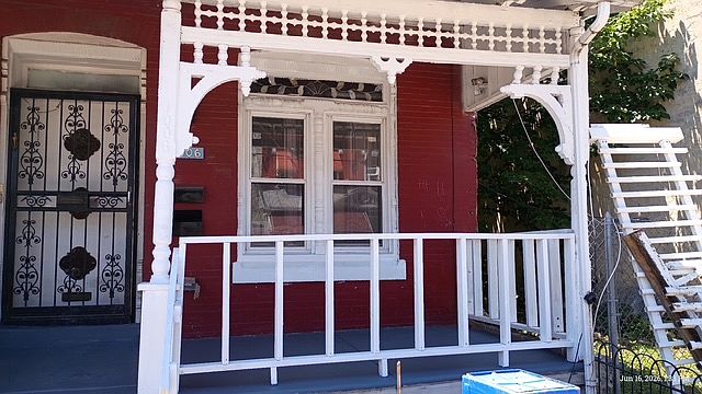 1st image of 1006 N 43rd St #2