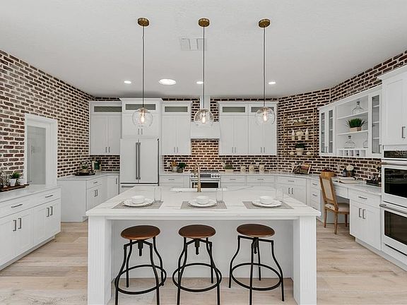 5th image of 344 Ashford Ct