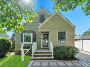 2518 Harvey Avenue, Oceanside, NY 11572