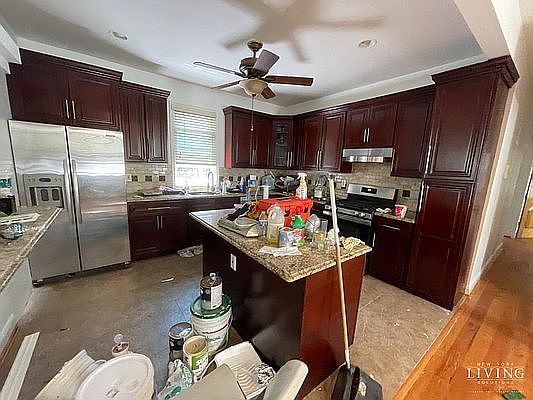 2nd image of 2118 E 21st St #1