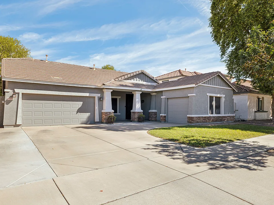 19668 E Canary Way