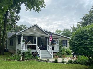 48 Van Wagner Rd, Poughkeepsie, NY 12603