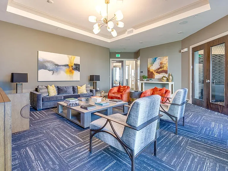 The Flats at Ballantyne Apartments — Photo 25