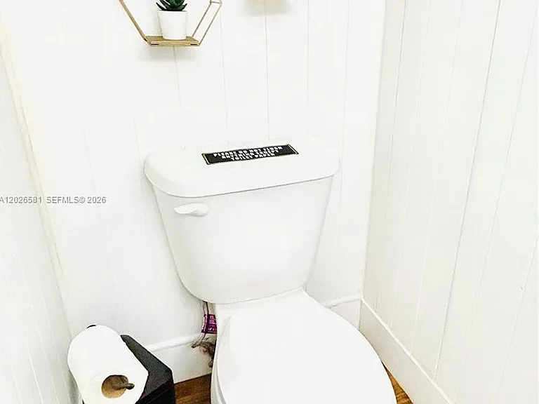 1011 NW 7th Ave #1011 — Photo 9
