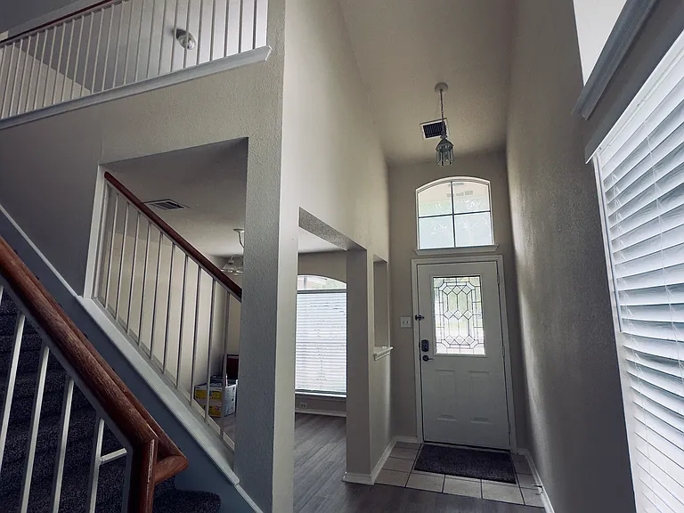 1213 Tudor House Rd — Photo 9