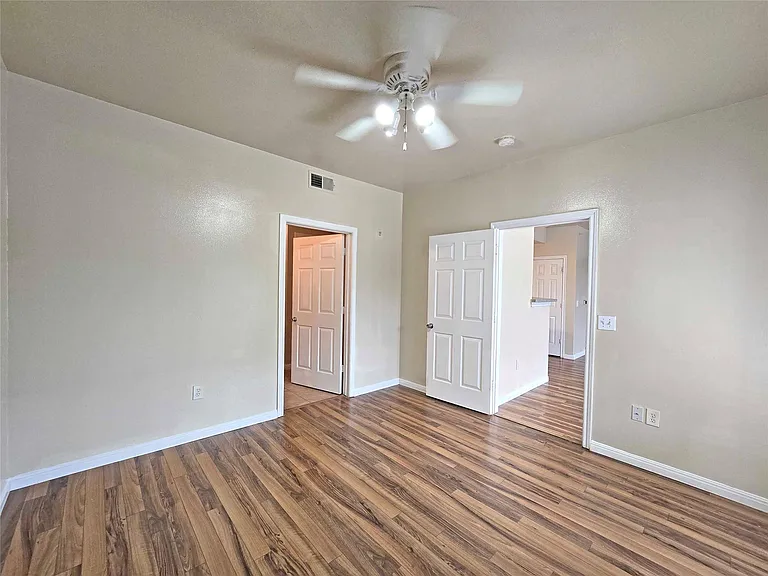 2320 Gracy Farms Ln #1123 — Photo 5