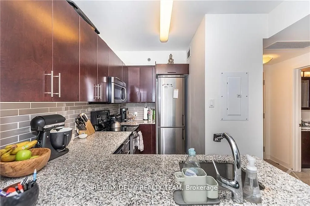 1 bed, $2,300 — Photo 4