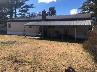 25 Valiant Dr, Coventry, RI 02816