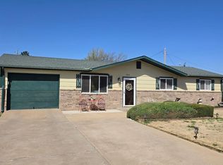 1002 Elizabeth Ln, Liberal, KS 67901