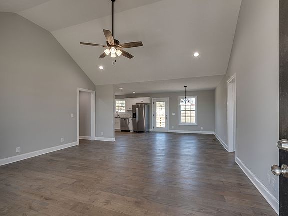 5th image of 516 Rose Ln Lot 104