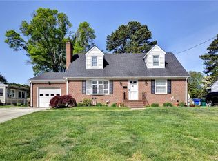 107 Glade Rd, Newport News, VA 23606