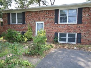 576 Manor Rd, Severna Park, MD 21146