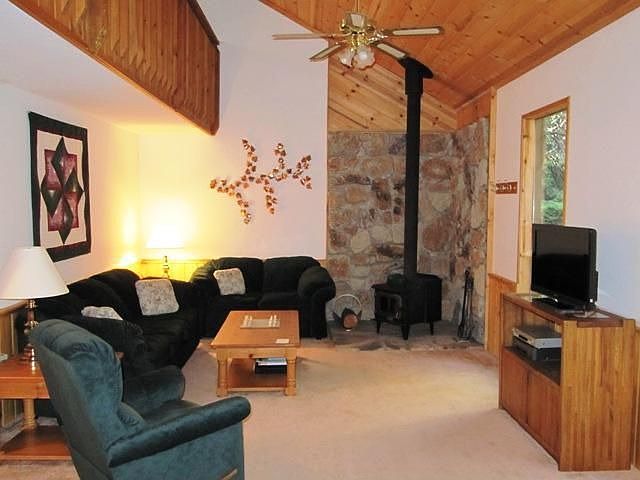 1st image of 2353 Shoshone Dr