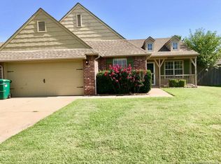 20225 E 43rd St S, Broken Arrow, OK 74014
