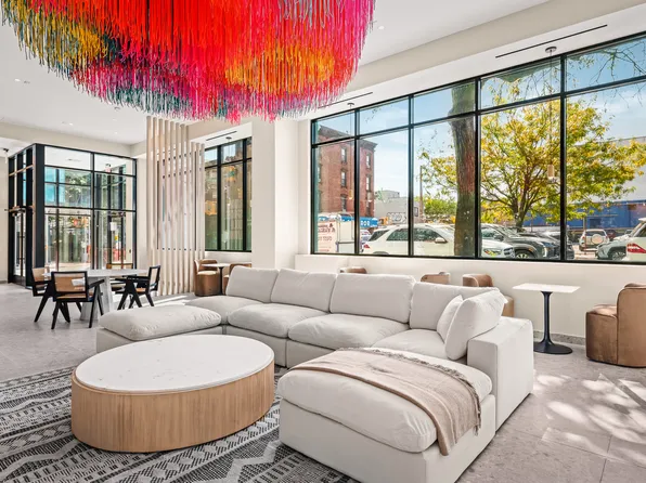 126 Sandford Street image 13 of 27