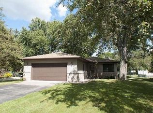 2802 Lakeshore Dr, La Crosse, WI 54603