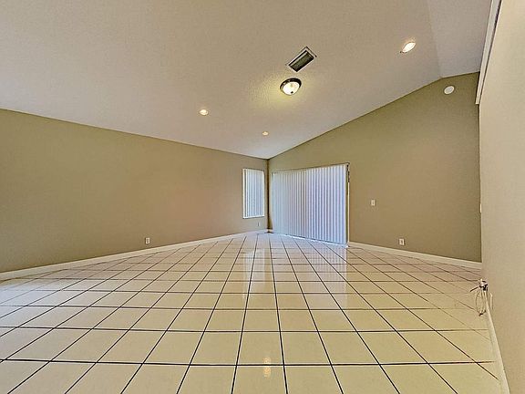3rd image of 1675 Salerno Cir