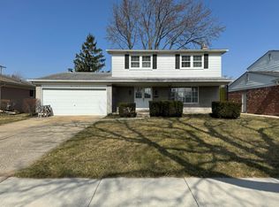 4157 Augustine Dr, Sterling Heights, MI 48310