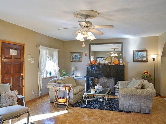 4th image of 114 Malone Ave