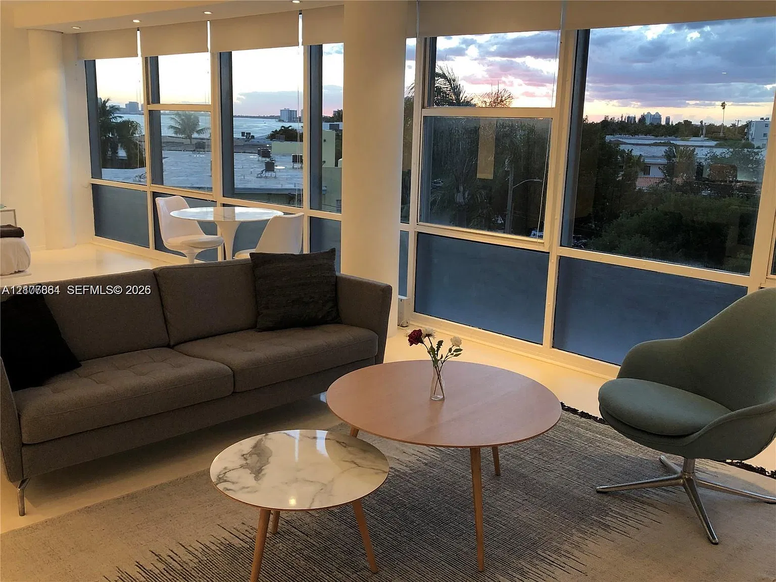King Cole Condo — Photo 3
