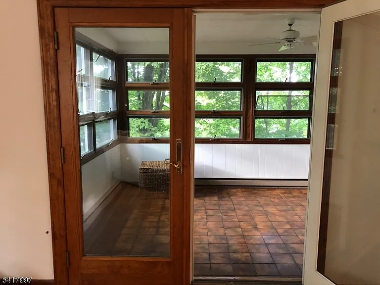 56 Grandview Pl — Photo 11