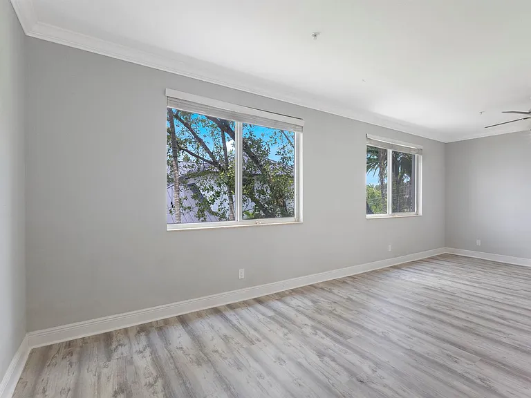3028 Waterside Cir — Photo 11