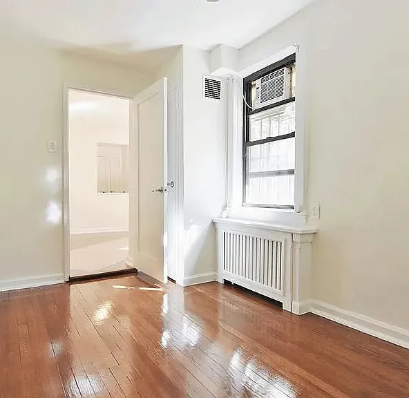 144 W 92nd St #1B — Photo 18