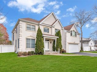 10 Nicola Ln, Nesconset, NY