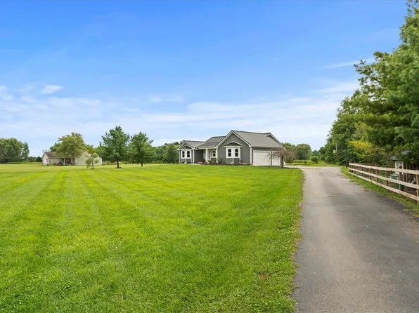 8722 State Route 730, Clarksville, OH 45113