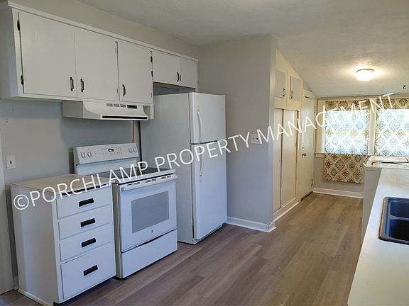 4th image of 1427 Alpine Ave NW