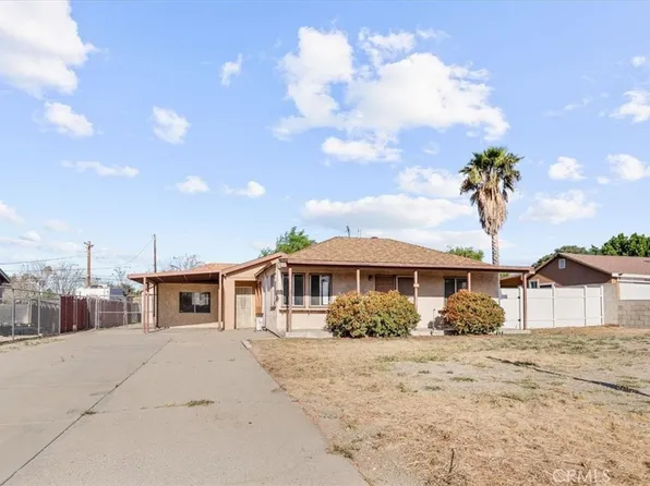 9454 Palm Ln, Fontana, CA 92335