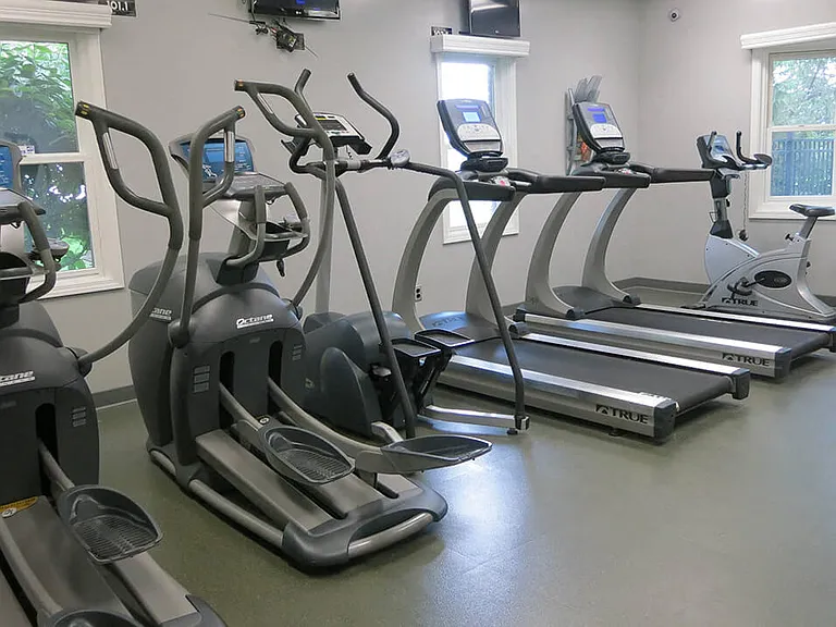 Lots of Cardio Equipment