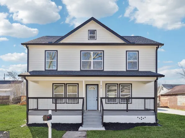 43 Chenut St, Commerce, GA 30529